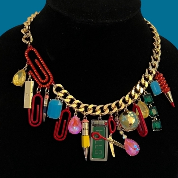 ✏️ 🔹️ Betsey Johnson 🔹Teacher  Faux Stone Back To School Statement Necklace ✏️ - Picture 8 of 10